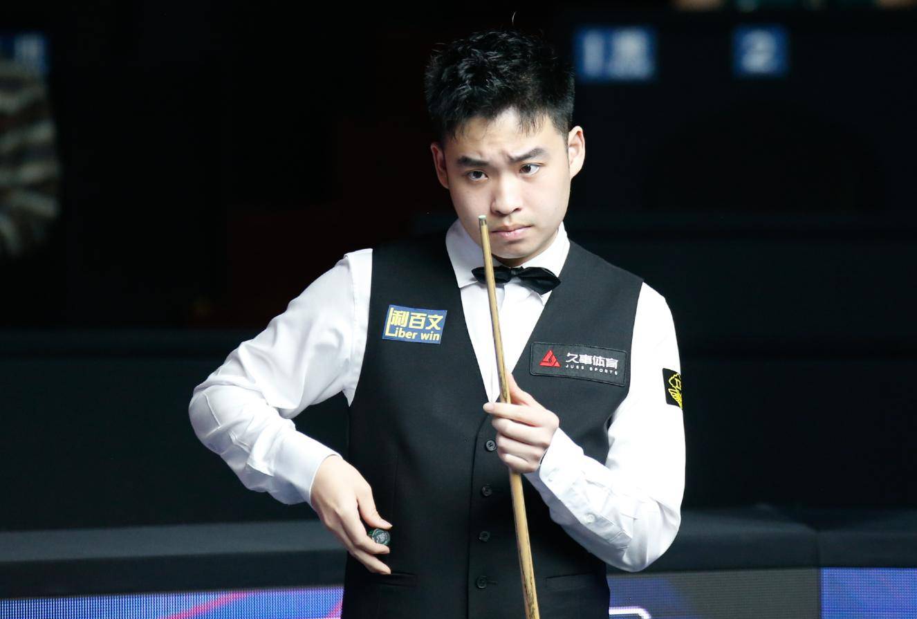 教练在分析 教练在分析