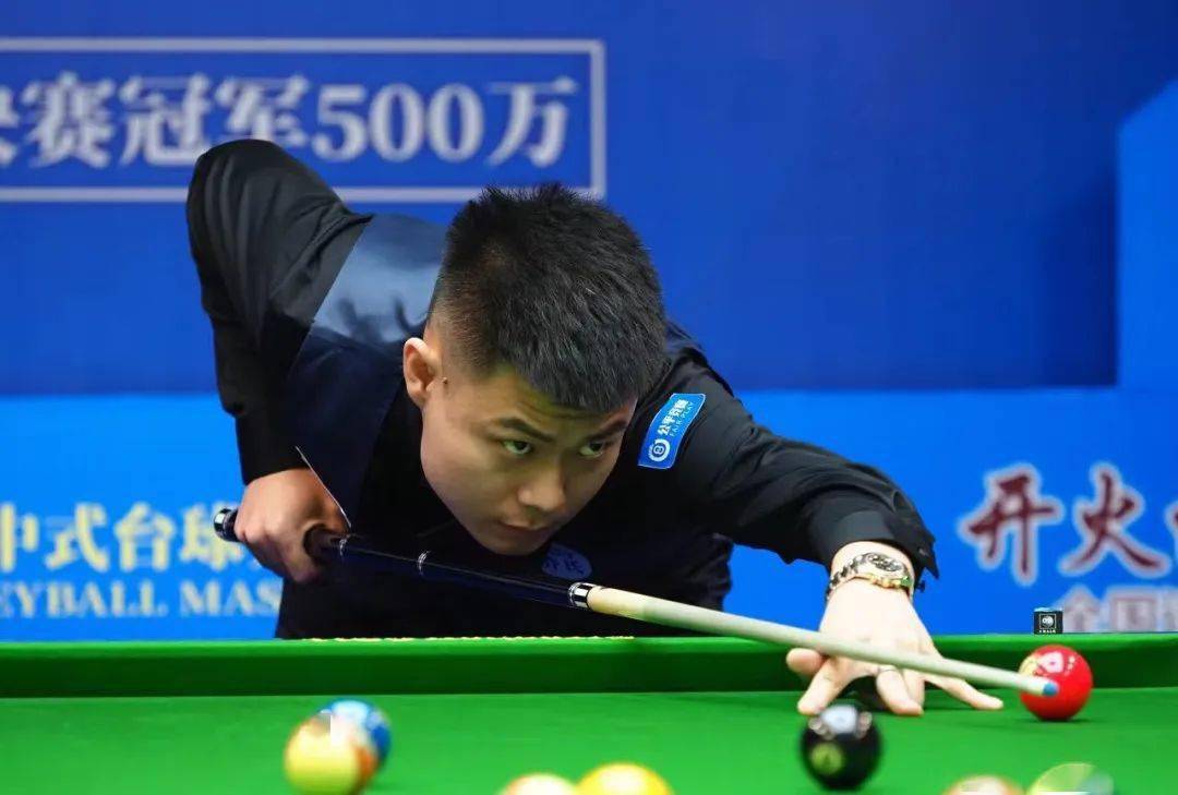 随着比赛的 随着比赛的