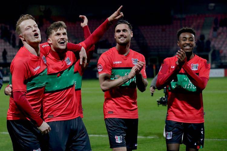 的赛事奠定 的赛事奠定