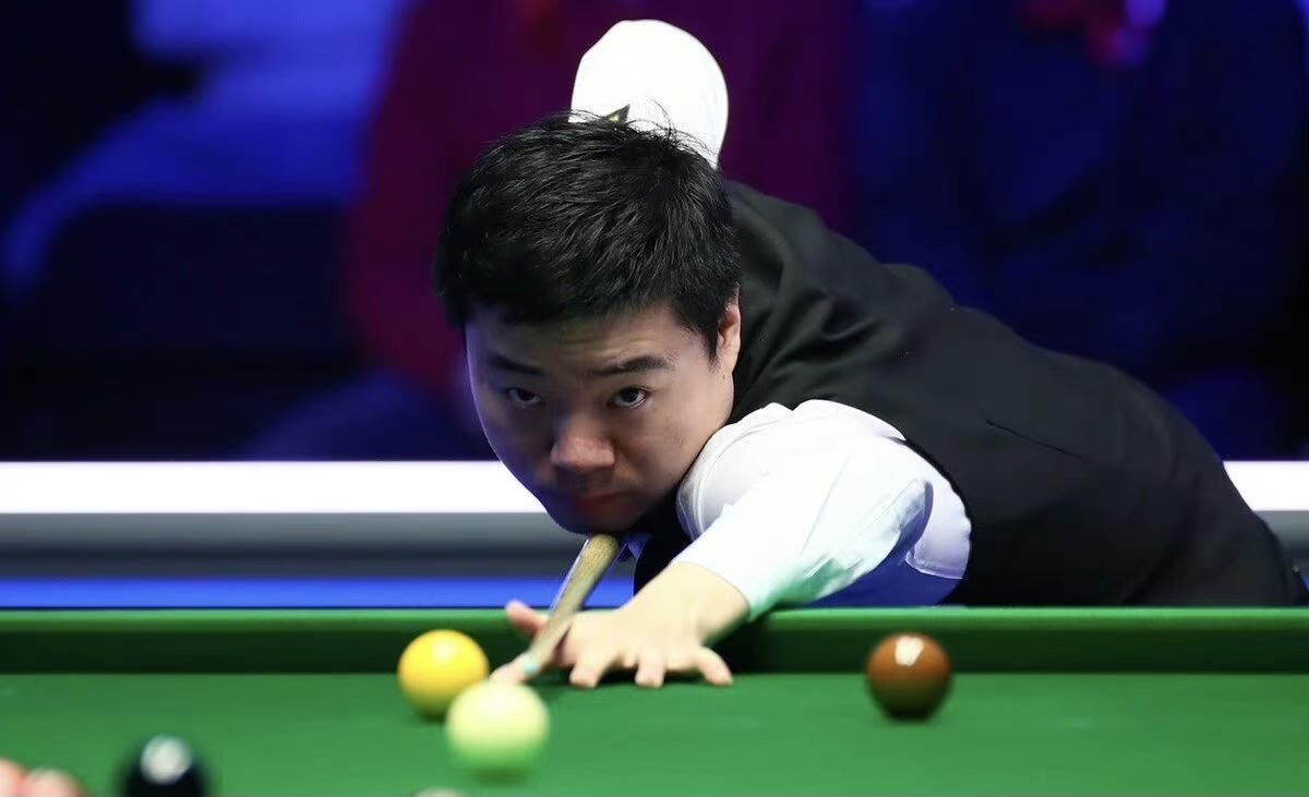 年球员之间 年球员之间