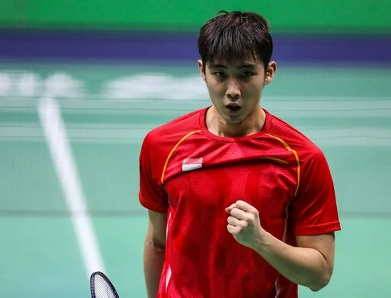 并表示通过 并表示通过